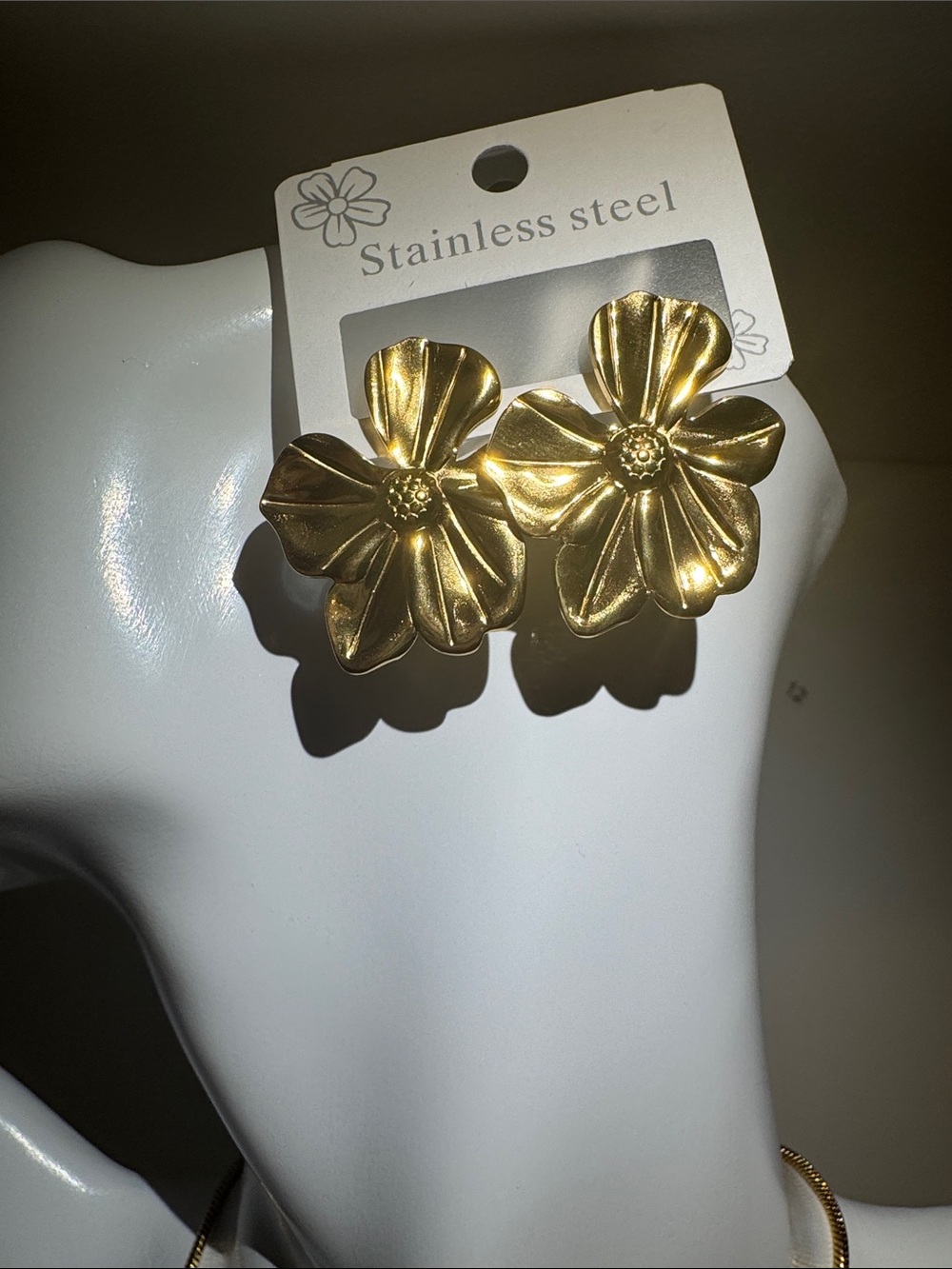 Fashion Jewelry Gold Floral Petal Earrings